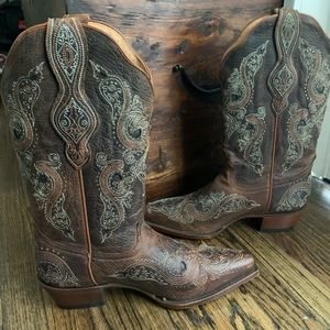 Shyanne Boots-Size 9. Wore 1x. Professionally stretched